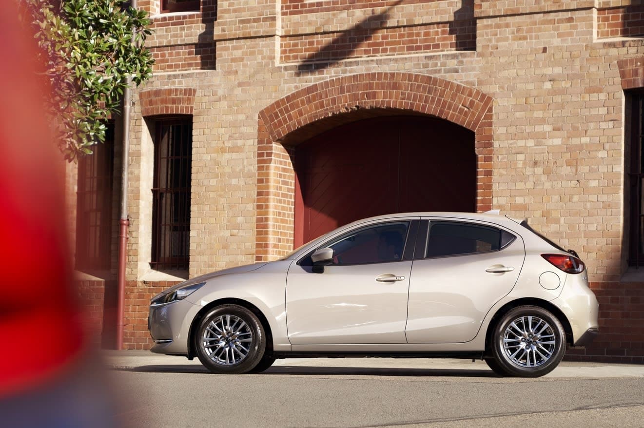Mazda 2 Hybrid